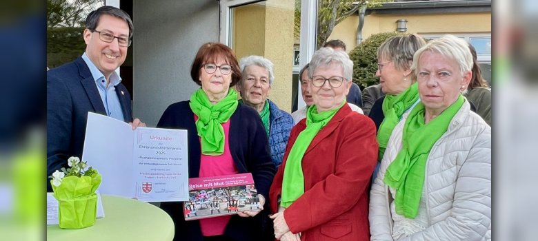 Preisträger 3. Platz Frauenselbsthilfegruppe Krebs Bild Preisträger 3. Platz Frauenselbsthilfegruppe Krebs