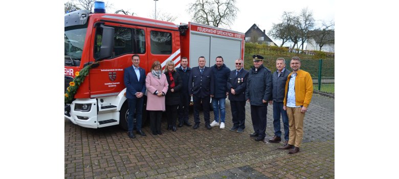 Übergabe und Einsegnung des neuen Mittleren Löschfahrzeuges der Feuerwehr Grenderich